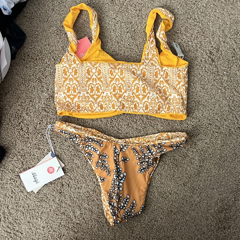 Maaji Gold Pattern Bikini, Reversible, NWT - Picture 7 of 9